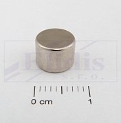 Neodymový magnet válec N35 D8x6mm